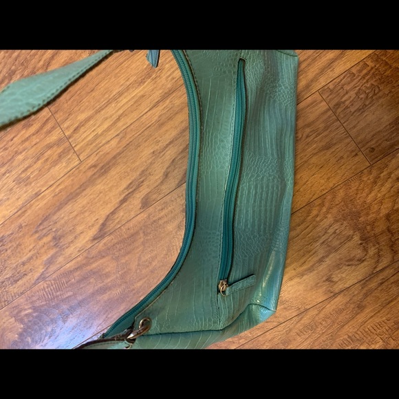 Apostrophe Croc Bag - Picture 4 of 6